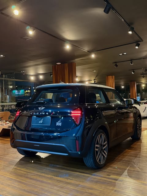 MINI COOPER S EXCLUSIVE - Imagem 18