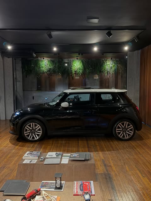 MINI COOPER S EXCLUSIVE - Imagem 3