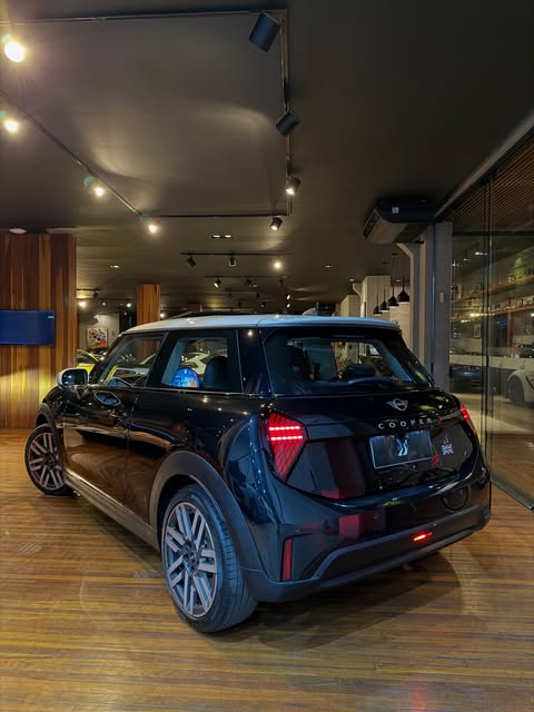 MINI COOPER S EXCLUSIVE - Imagem 5
