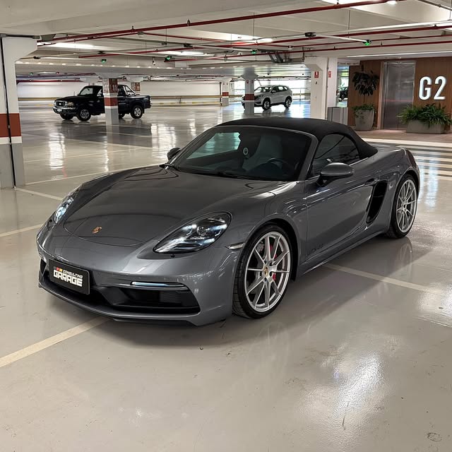 PORSCHE 718 BOXSTER GTS - Imagem 2