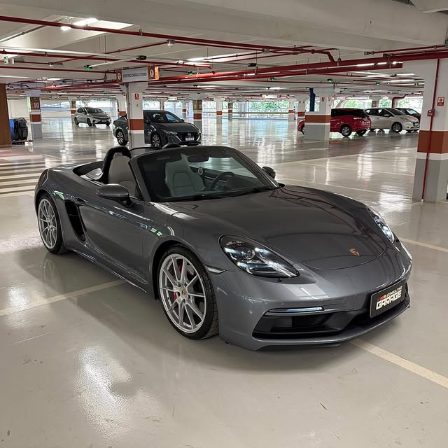 PORSCHE 718 BOXSTER GTS - Imagem 5