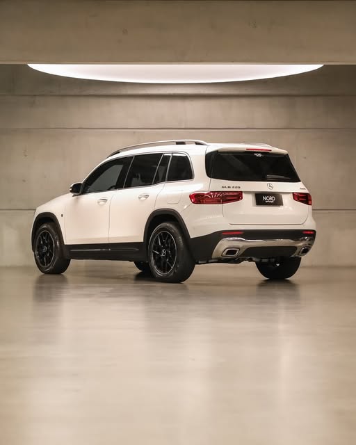 MERCEDES-BENZ GLB 220 PROGRESSIVE - Imagem 2