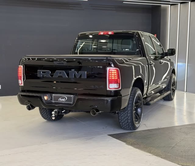 RAM CLASSIC LARAMIE - Imagem 4