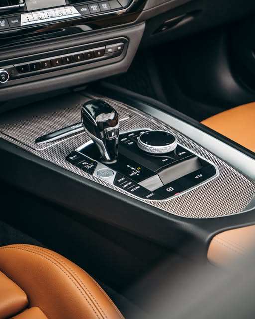 BMW Z4 SDRIVE30I M SPORT - Imagem 6