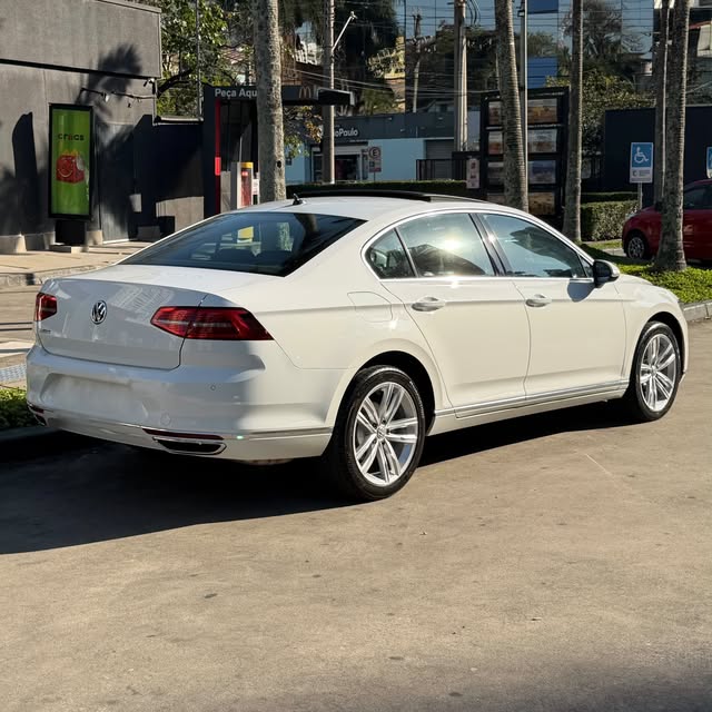 VOLKSWAGEN PASSAT HIGHLINE - Imagem 3