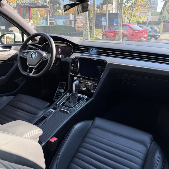 VOLKSWAGEN PASSAT HIGHLINE - Imagem 7