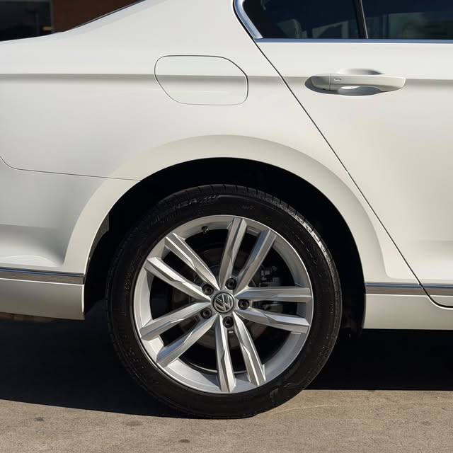 VOLKSWAGEN PASSAT HIGHLINE - Imagem 10