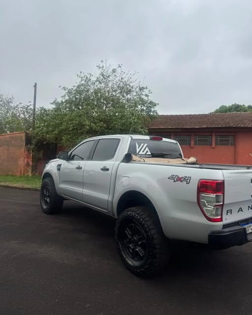 FORD RANGER XLS 2.2 TURBO DIESEL - Imagem 4