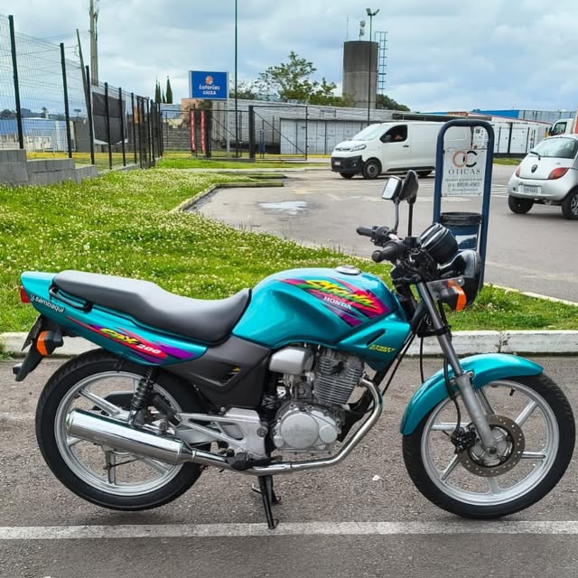 HONDA CBX 200 - Imagem 1