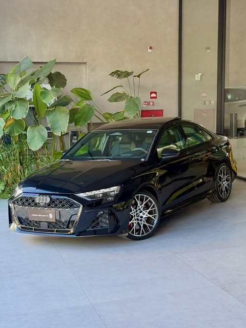 AUDI RS3 - Imagem 1