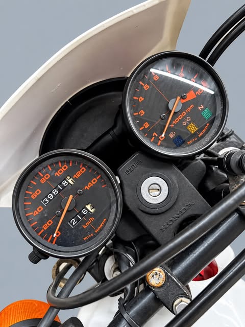HONDA XLX 250 R - Imagem 6