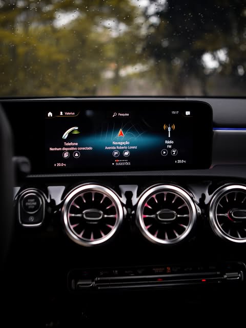 MERCEDES-BENZ A 45 AMG AMG - Imagem 15