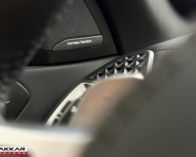 BMW X5 XDRIVE50E M SPORT - Imagem 15