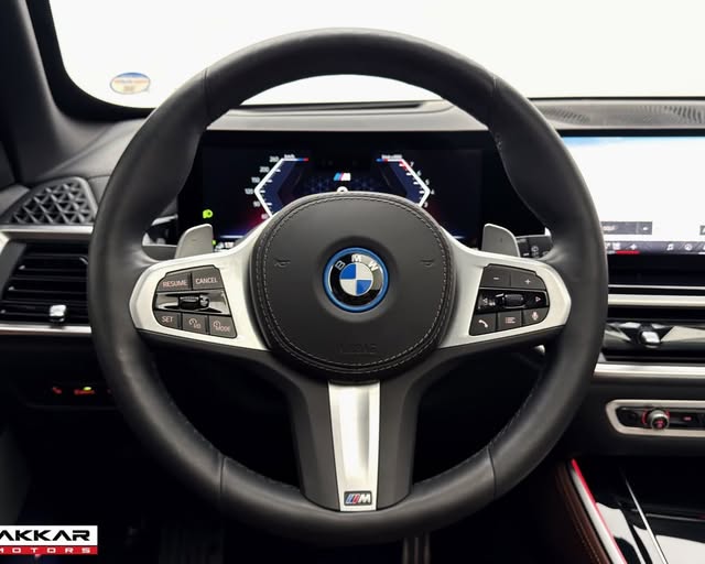 BMW X5 XDRIVE50E M SPORT - Imagem 18