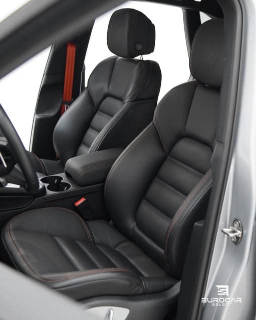 PORSCHE MACAN T - Imagem 6