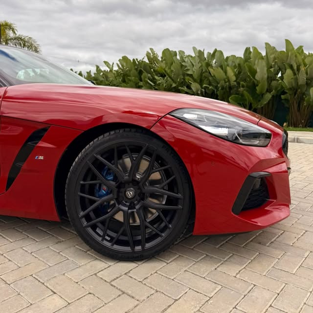 BMW Z4 30I M SPORT - Imagem 8