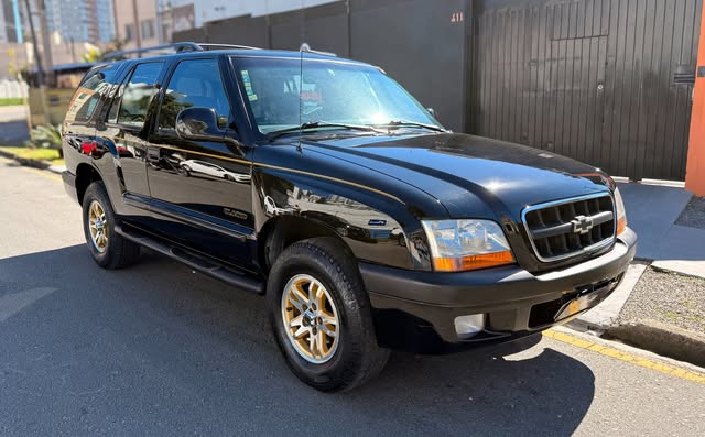 CHEVROLET BLAZER EXECUTIVE - Imagem 1