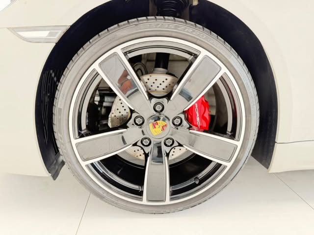 PORSCHE 718 BOXSTER 2.0 - Imagem 9