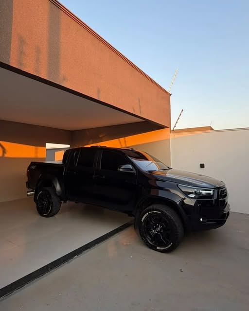 TOYOTA HILUX SRX PLUS - Imagem 3