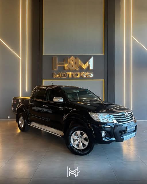 TOYOTA HILUX SRV - Imagem 1