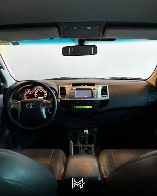 TOYOTA HILUX SRV - Imagem 3
