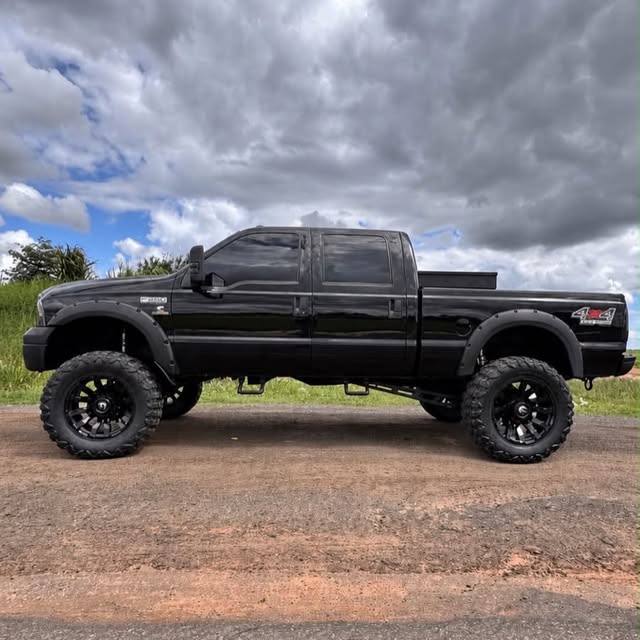 FORD F-250 XLT SUPER DUTY - Imagem 5