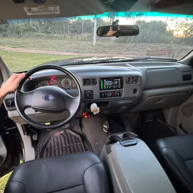 FORD F-250 XLT SUPER DUTY - Imagem 8