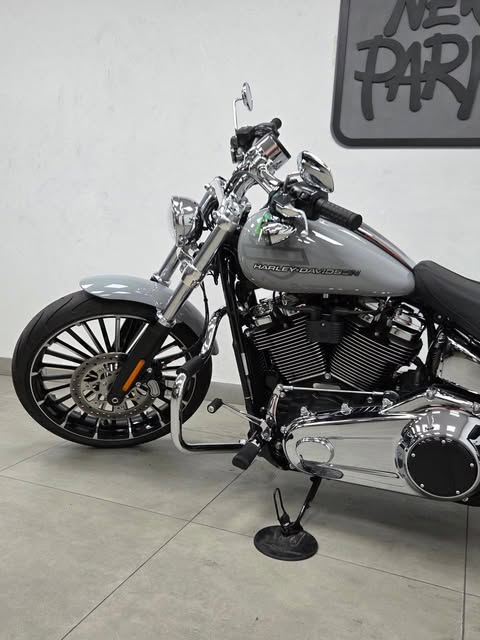 HARLEY-DAVIDSON SOFTAIL BREAKOUT - Imagem 11