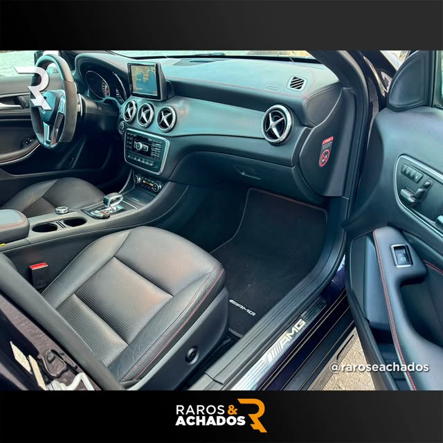 MERCEDES-BENZ GLA 45 AMG - Imagem 18