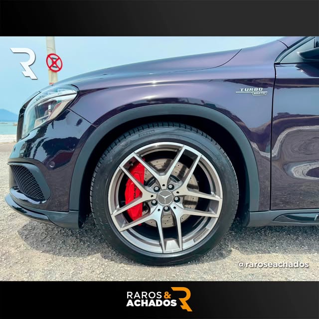 MERCEDES-BENZ GLA 45 AMG - Imagem 9
