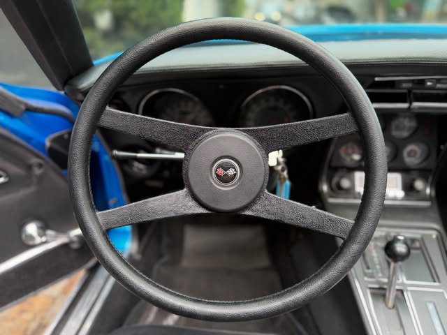 CHEVROLET CORVETTE STINGRAY TARGA - Imagem 15