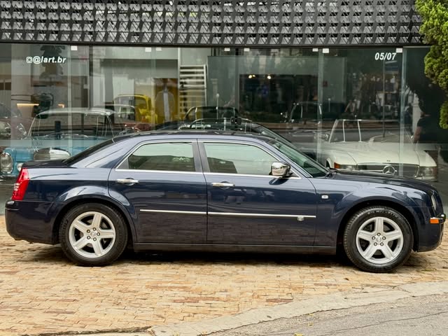 CHRYSLER 300 - Imagem 2