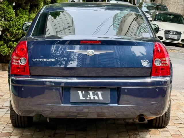 CHRYSLER 300 - Imagem 11