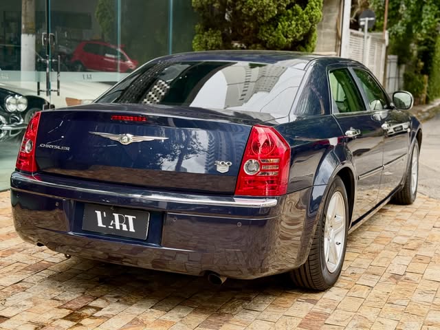 CHRYSLER 300 - Imagem 13
