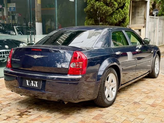 CHRYSLER 300 - Imagem 14