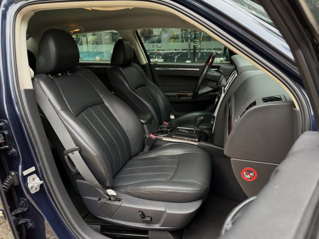 CHRYSLER 300 - Imagem 5