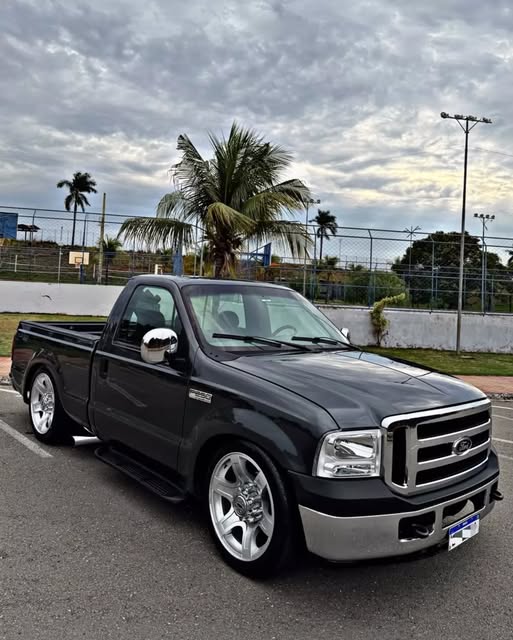 FORD F-250 XL-L - Imagem 2