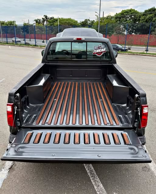 FORD F-250 XL-L - Imagem 13