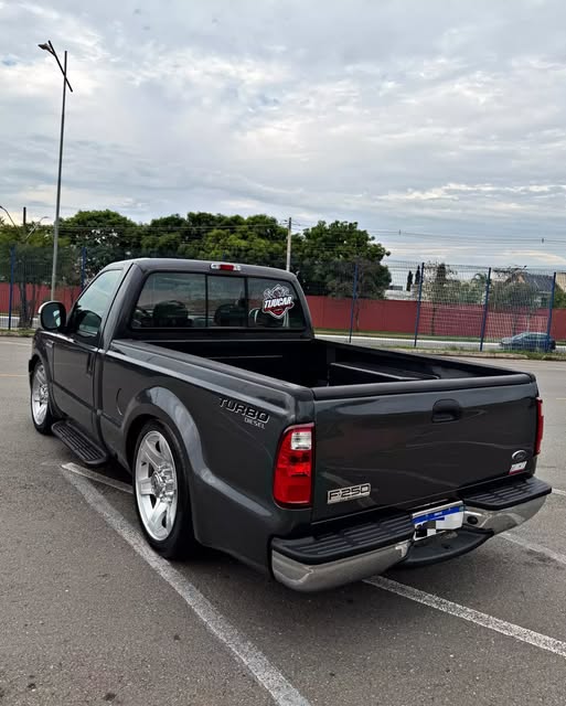 FORD F-250 XL-L - Imagem 3