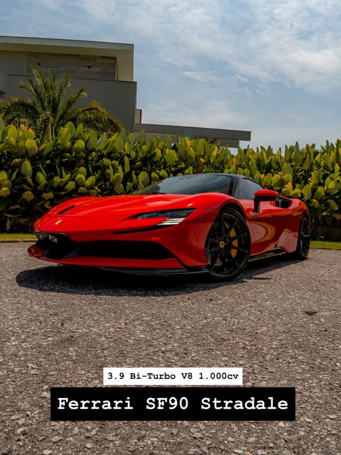 FERRARI SF90 STRADALE - Imagem 1