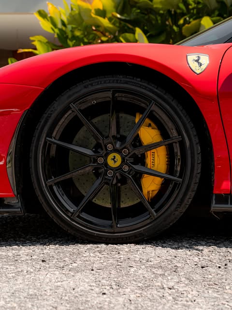 FERRARI SF90 STRADALE - Imagem 11
