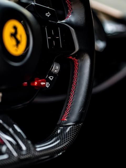 FERRARI SF90 STRADALE - Imagem 18