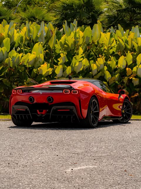 FERRARI SF90 STRADALE - Imagem 3