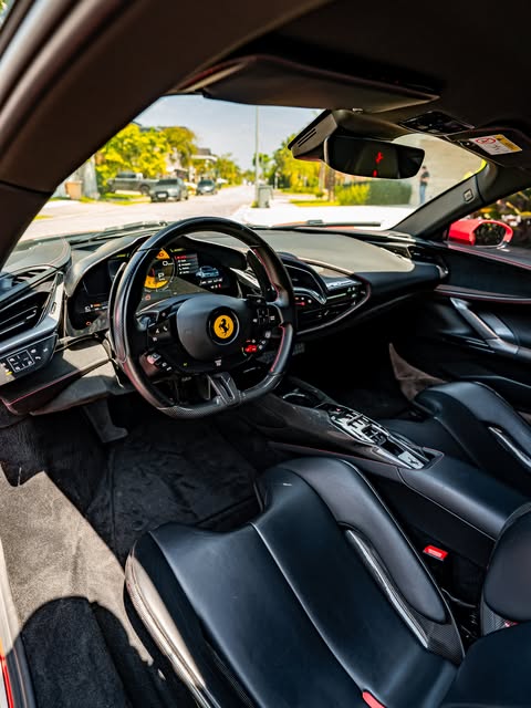 FERRARI SF90 STRADALE - Imagem 4
