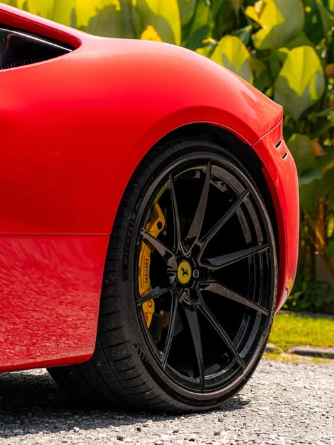 FERRARI SF90 STRADALE - Imagem 7