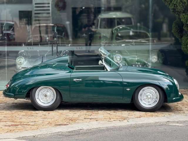PORSCHE 356 SPEEDSTER - Imagem 2