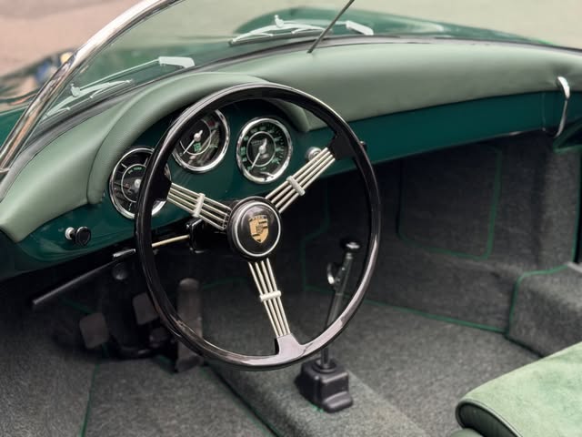 PORSCHE 356 SPEEDSTER - Imagem 16