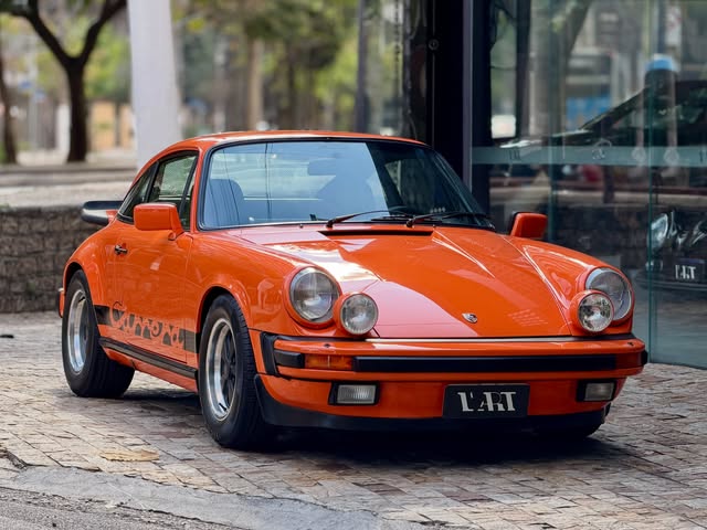 PORSCHE 911 CARRERA - Imagem 3