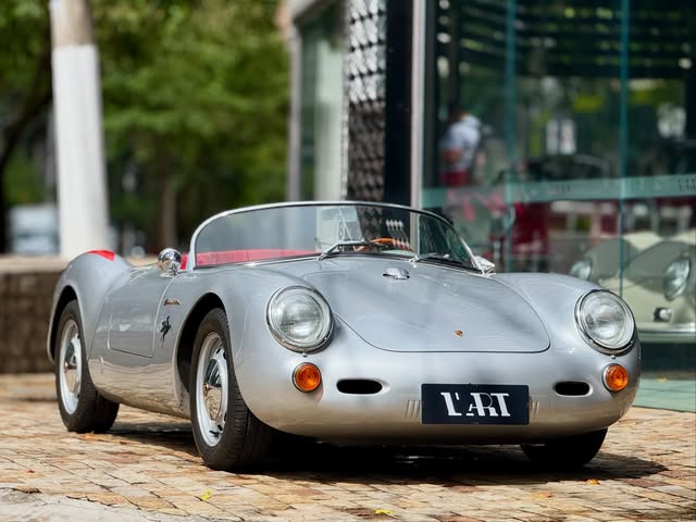 PORSCHE 550 SPYDER CHAMONIX - Imagem 4