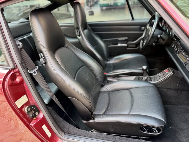 PORSCHE 911 CARRERA 4S - Imagem 16